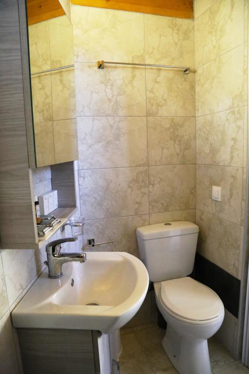 Matala Caves Apartment Ngoại thất bức ảnh